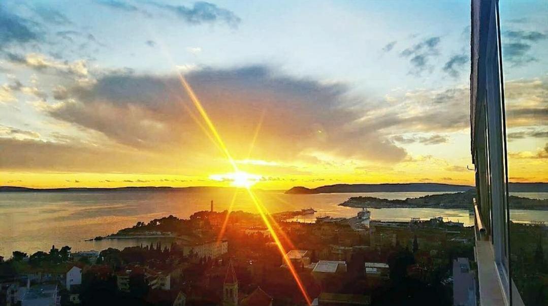 Appartement Penthouse Horizont à Split Extérieur photo